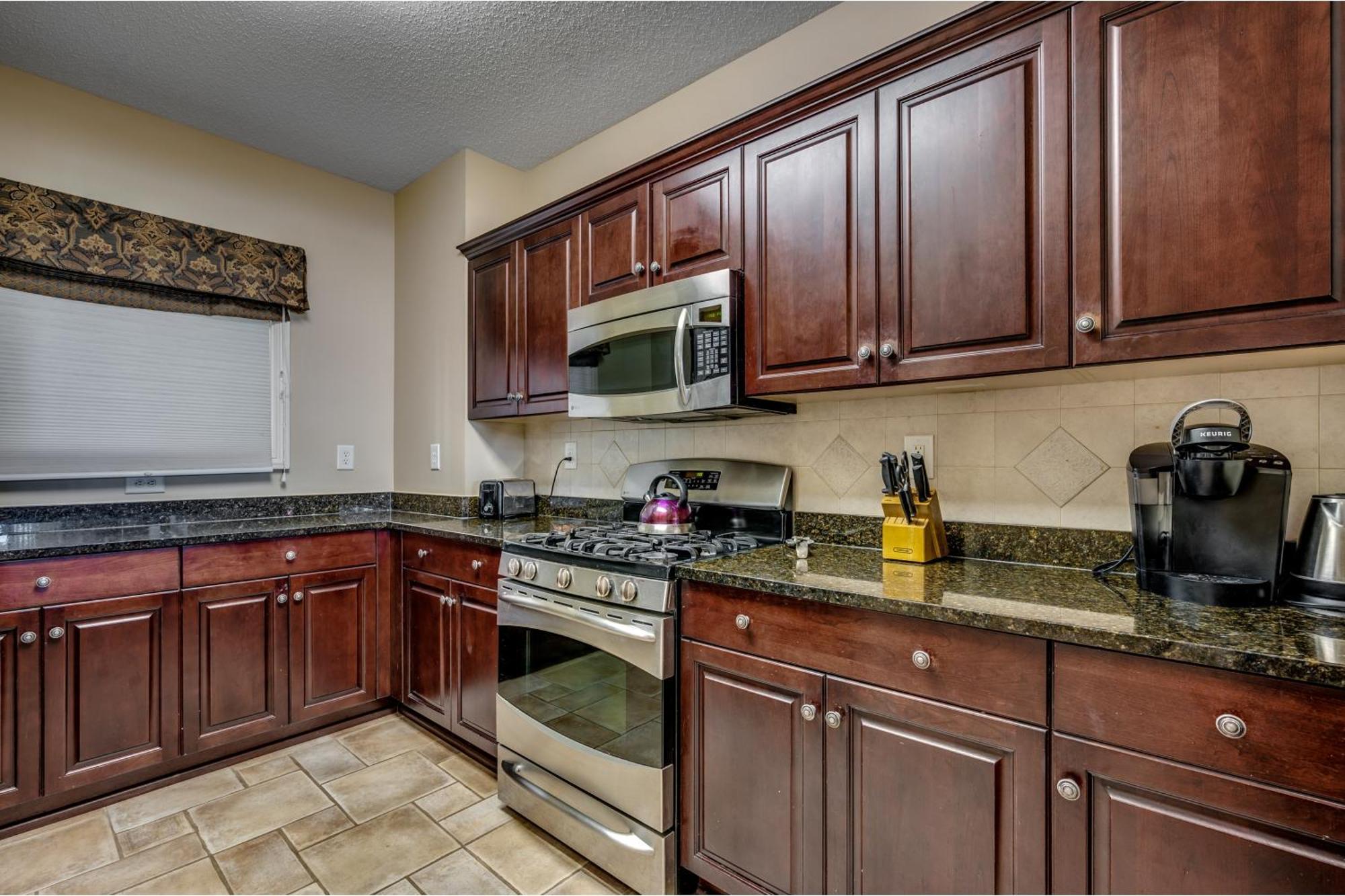 North & 4* Briarcliffe Acres